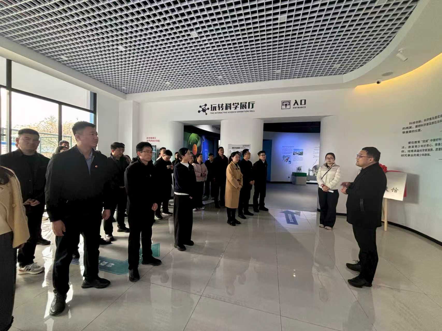 党建引领强担当 科技引领促发展2.jpg